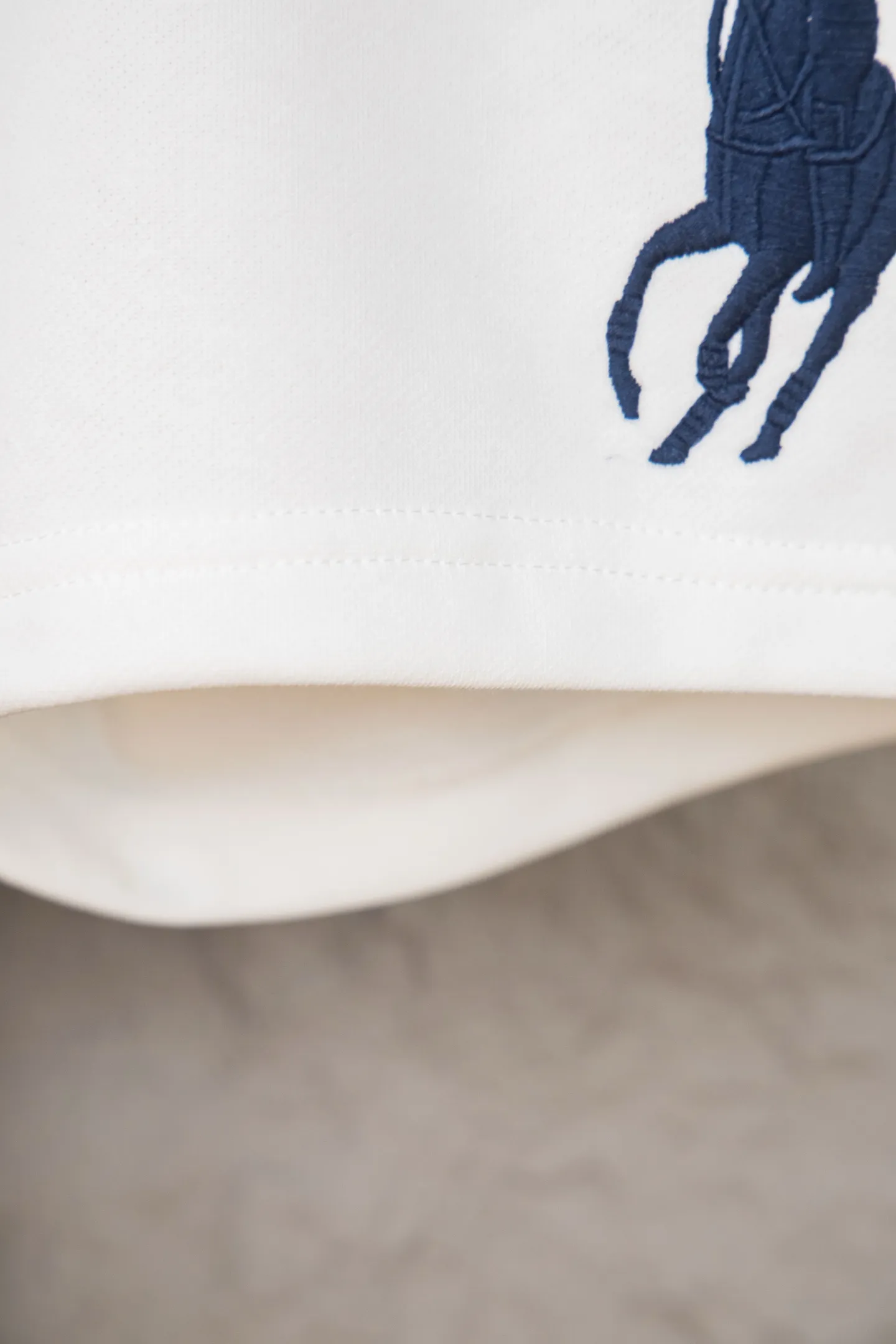 P140 Ralph Lauren/Ralph Lauren basic pony embroidered logo shorts for men and women, pure cotton fabric, easier to wear, more comfortable and less bulky than ordinary fabrics, threaded and dyed, classic pony embroidered logo, cross stitching details on the neckline, three-needle and five-thread workmanship throughout the body, complete accessories, how to wear any style, easy to control, casual matching, full of design, simple and must-have style! Color: Black White Navy Gray Size: S-XL